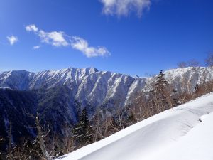 合戦沢までの登山道