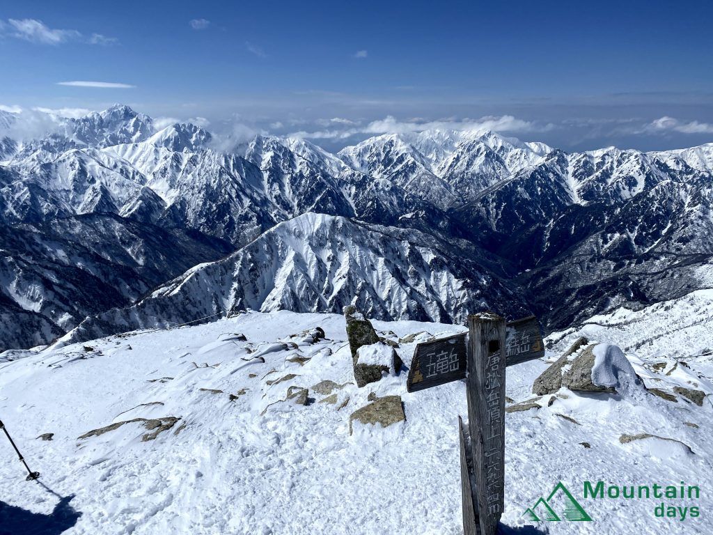 まりの登山レポ 三度目の正直で登頂した冬の唐松岳 北アルプス後立山連峰 Mountain Days